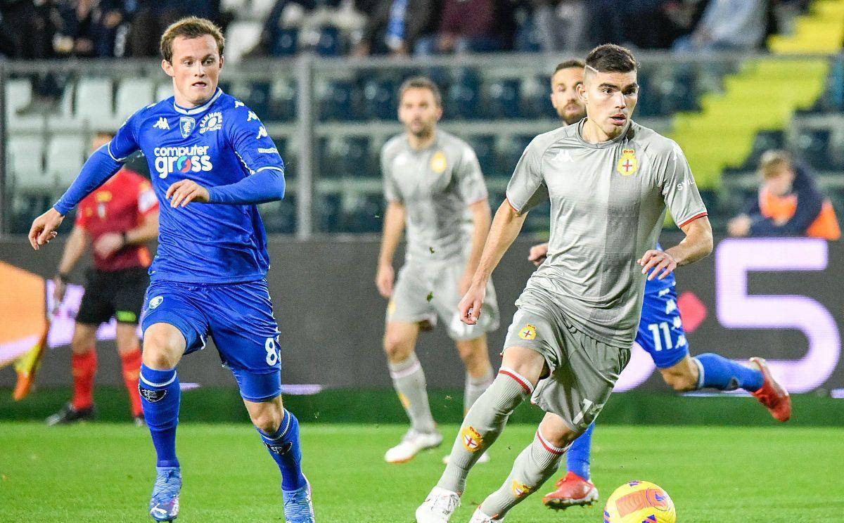 包含转折点尤文图斯回应争议，法国杯赛前攻防权衡，态度坚定，细节决定成败的词条